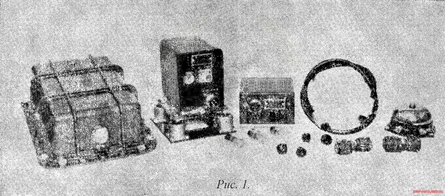 Рис. 1. Комплект радиоприёмного устройства МРП-56П с внутрифюзеляжной антенной
